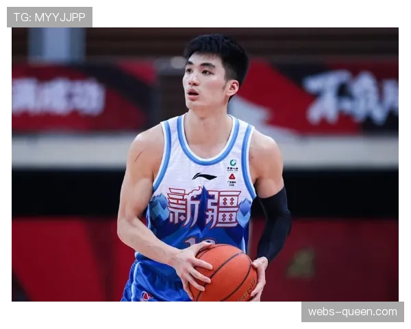 广州龙狮核心后卫陈盈骏脚踝扭伤,预计缺席季后赛首轮 广州龙狮核心后卫陈盈骏脚踝扭伤,预计缺席季后赛首轮